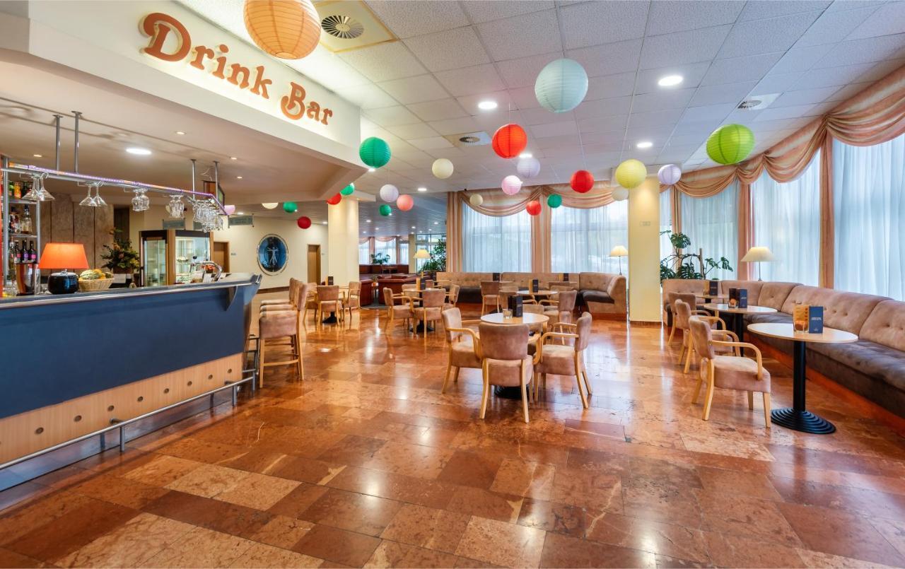 Hunguest Hotel Freya ザラカロシュ エクステリア 写真
