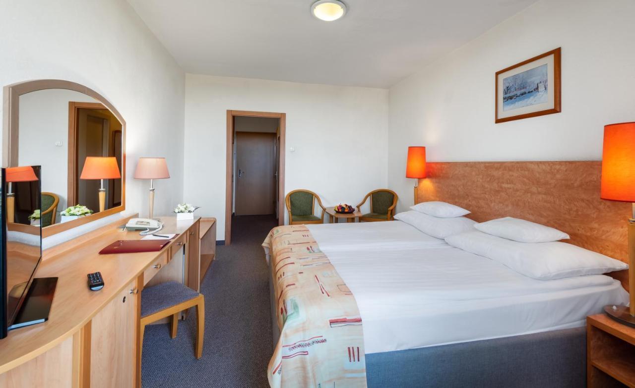Hunguest Hotel Freya ザラカロシュ エクステリア 写真
