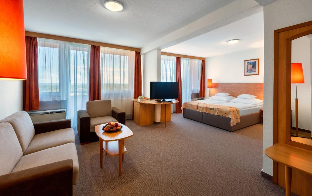 Hunguest Hotel Freya ザラカロシュ エクステリア 写真
