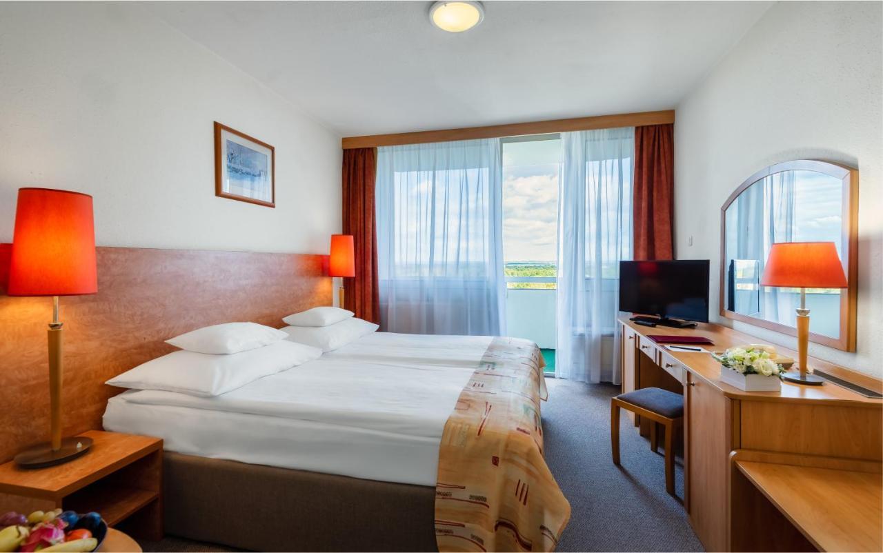 Hunguest Hotel Freya ザラカロシュ エクステリア 写真