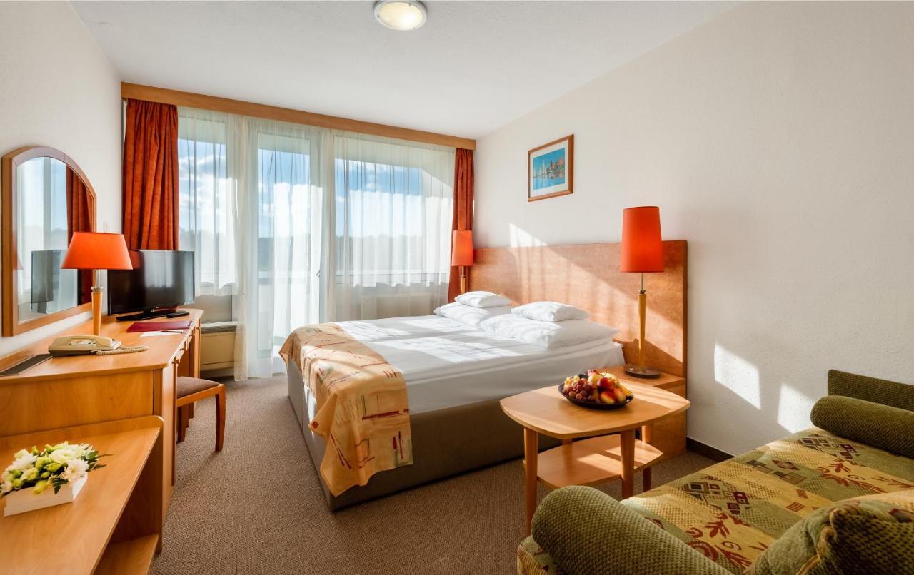 Hunguest Hotel Freya ザラカロシュ エクステリア 写真