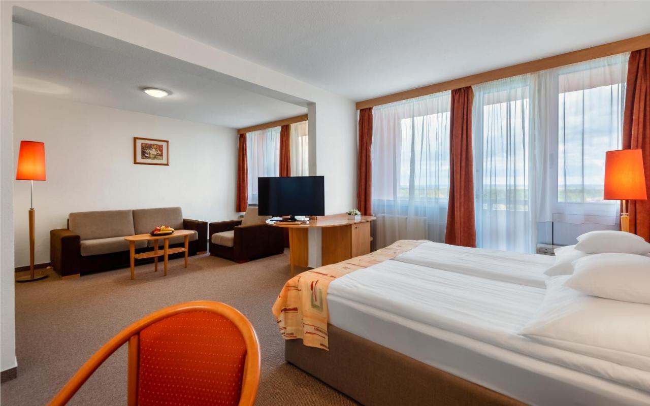 Hunguest Hotel Freya ザラカロシュ エクステリア 写真